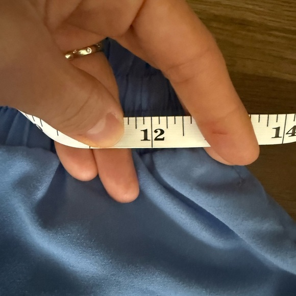 Wilo 2 in 1 shorts • Women’s XS - Picture 7 of 8